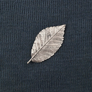 Broche en argent Orme rouge