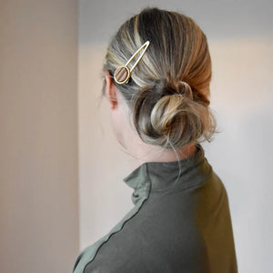 PINCE À CHEVEUX