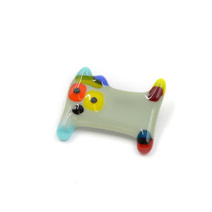 Broche en verre fusionné