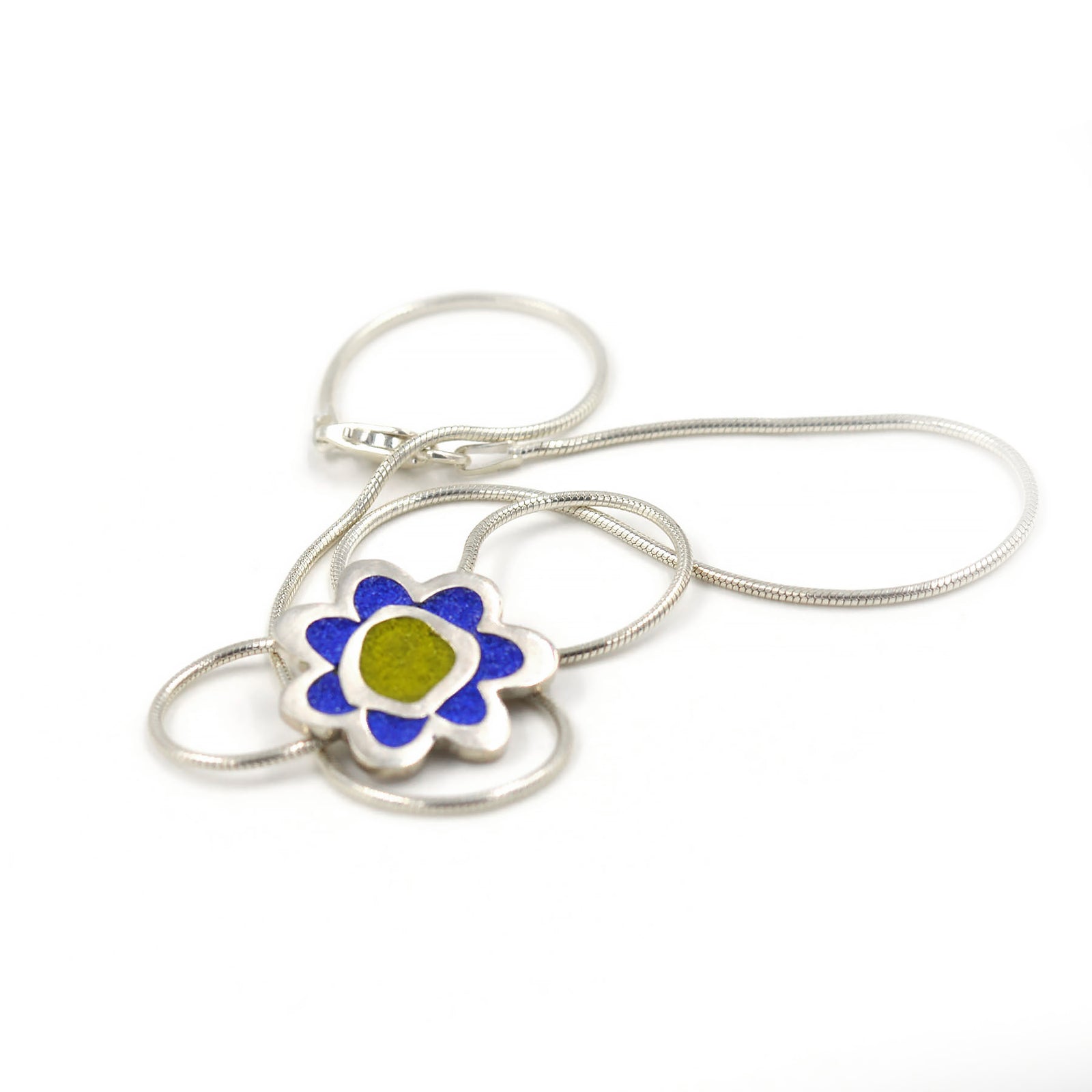 pendentif bleu en argent