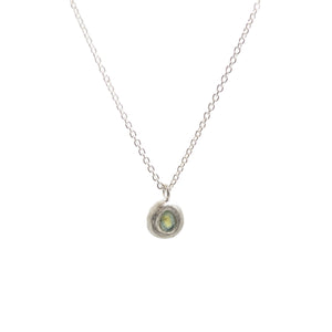 PENDENTIF AVEC SAPHIR BRUT