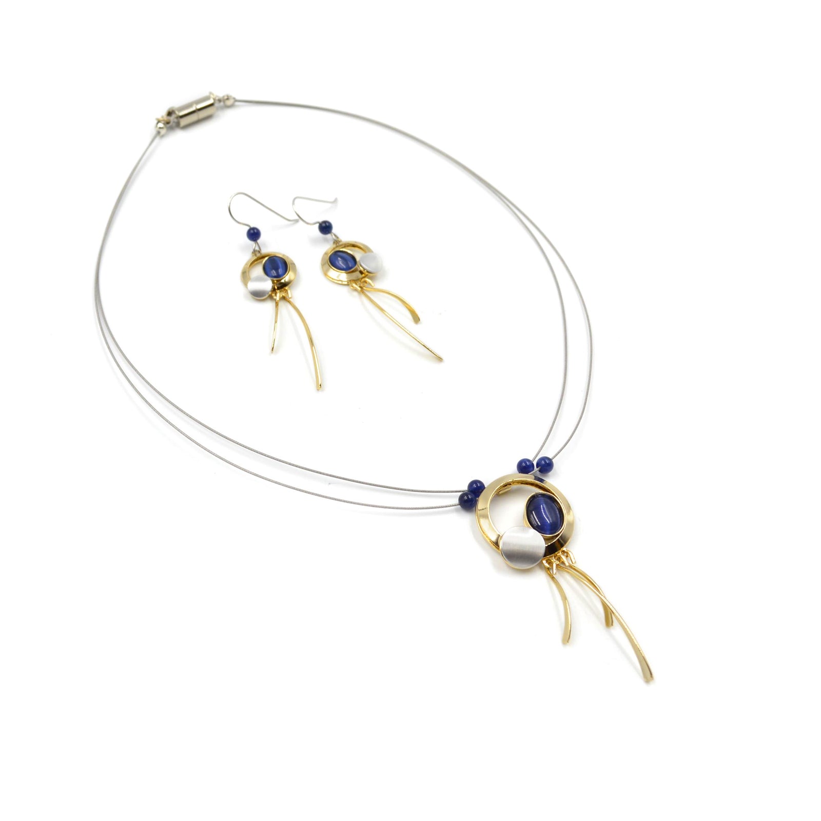 Ensemble de bijoux en laiton