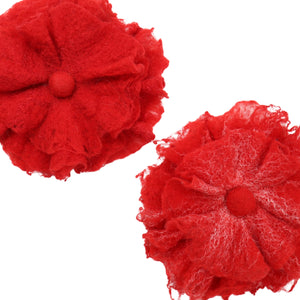 Épingles fleurs rouges