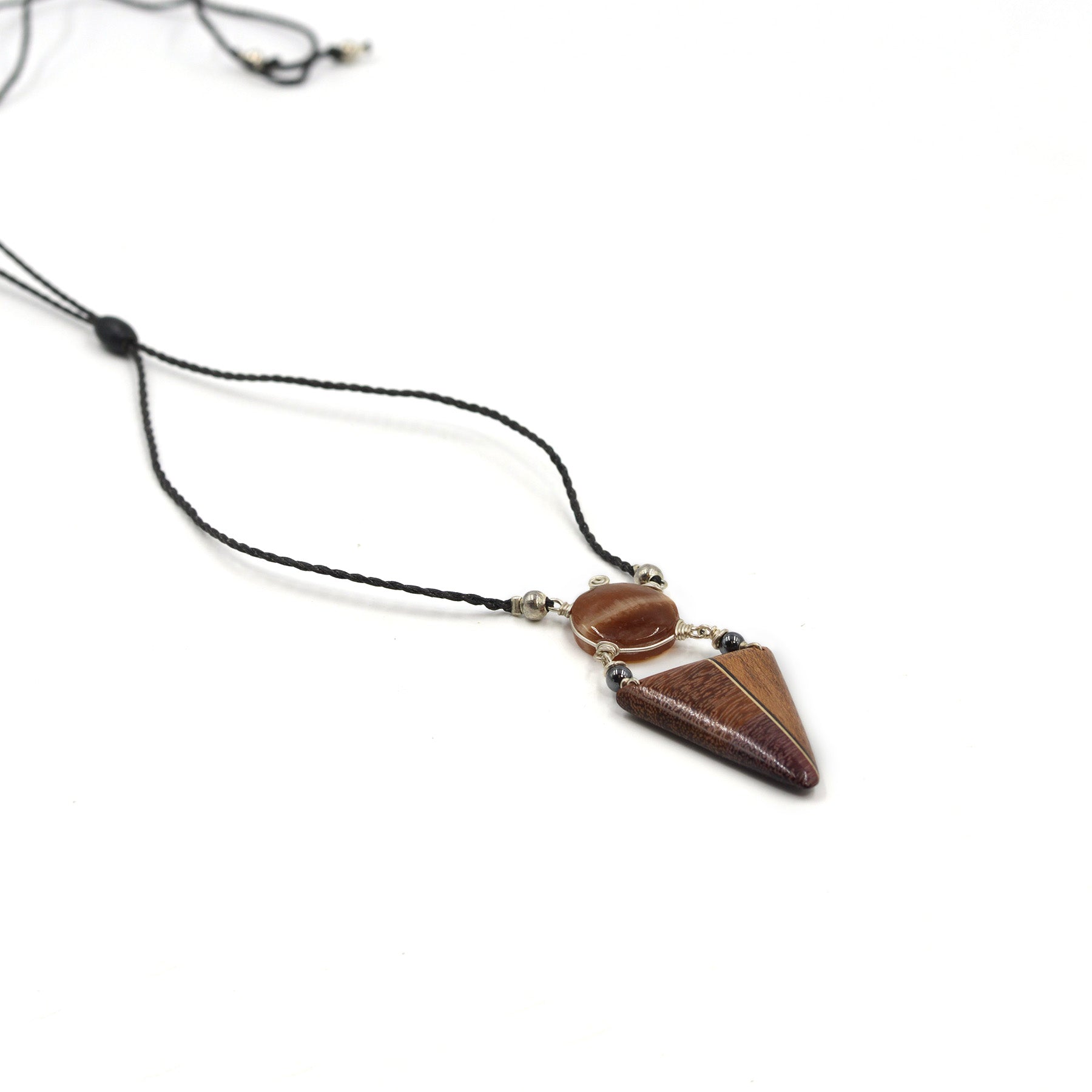 COLLIER EN BOIS