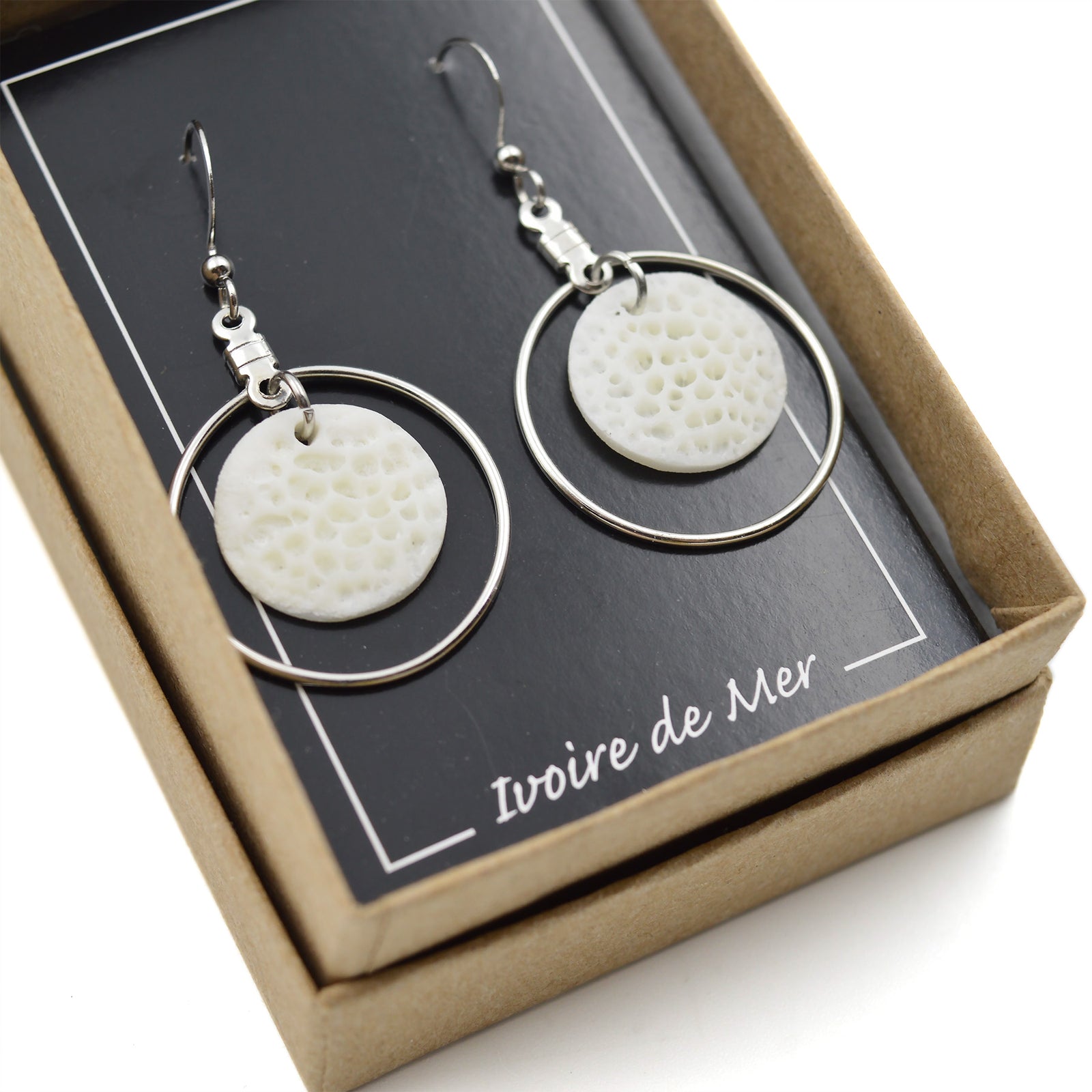 Boucles d'oreilles en ivoire de mer