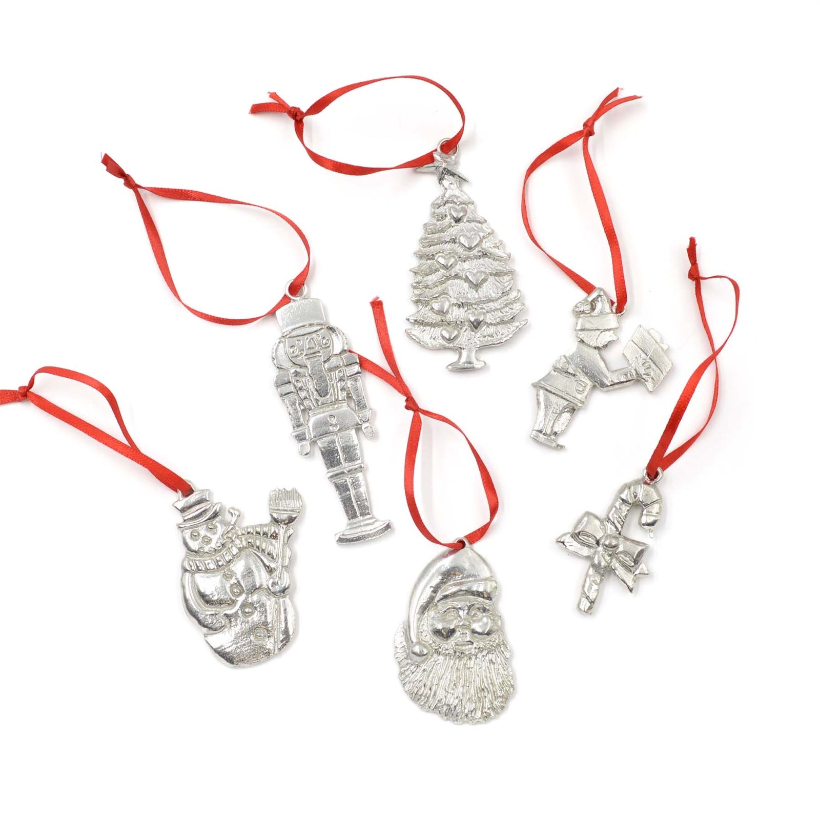 Ornement en étain - Classique