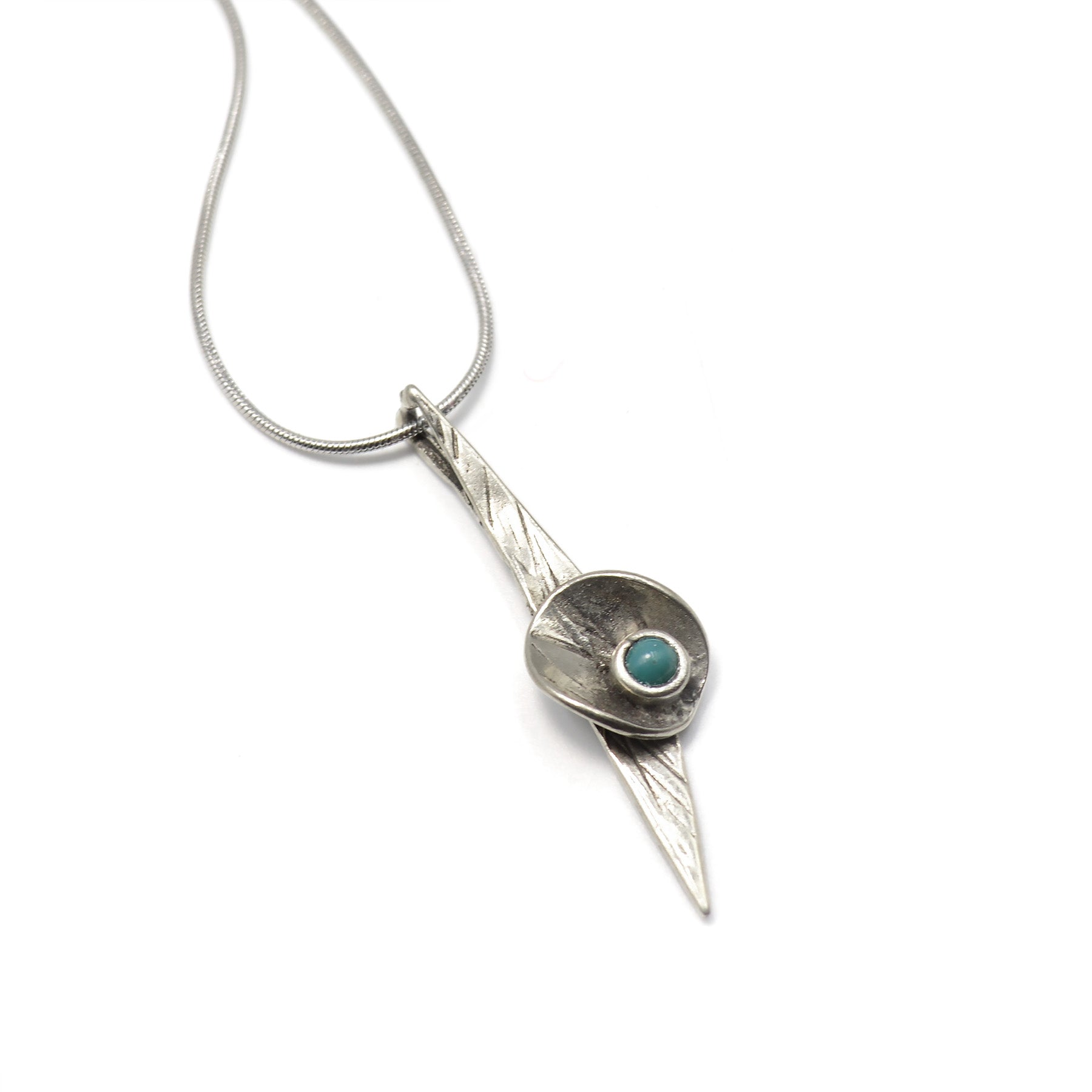 PENDENTIFS EN ÉTAIN