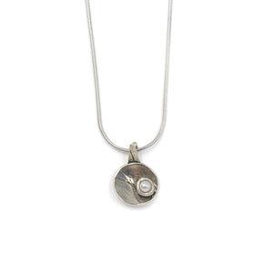 PENDENTIFS EN ÉTAIN