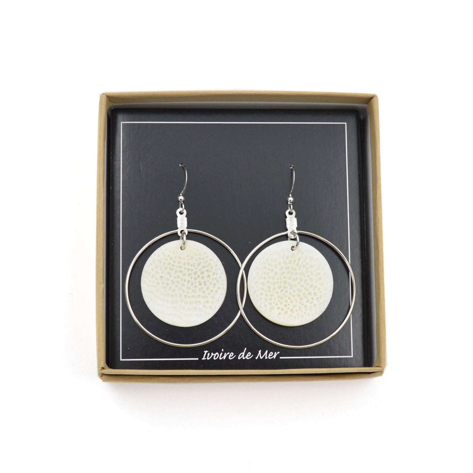 Boucles d'oreilles en ivoire de mer