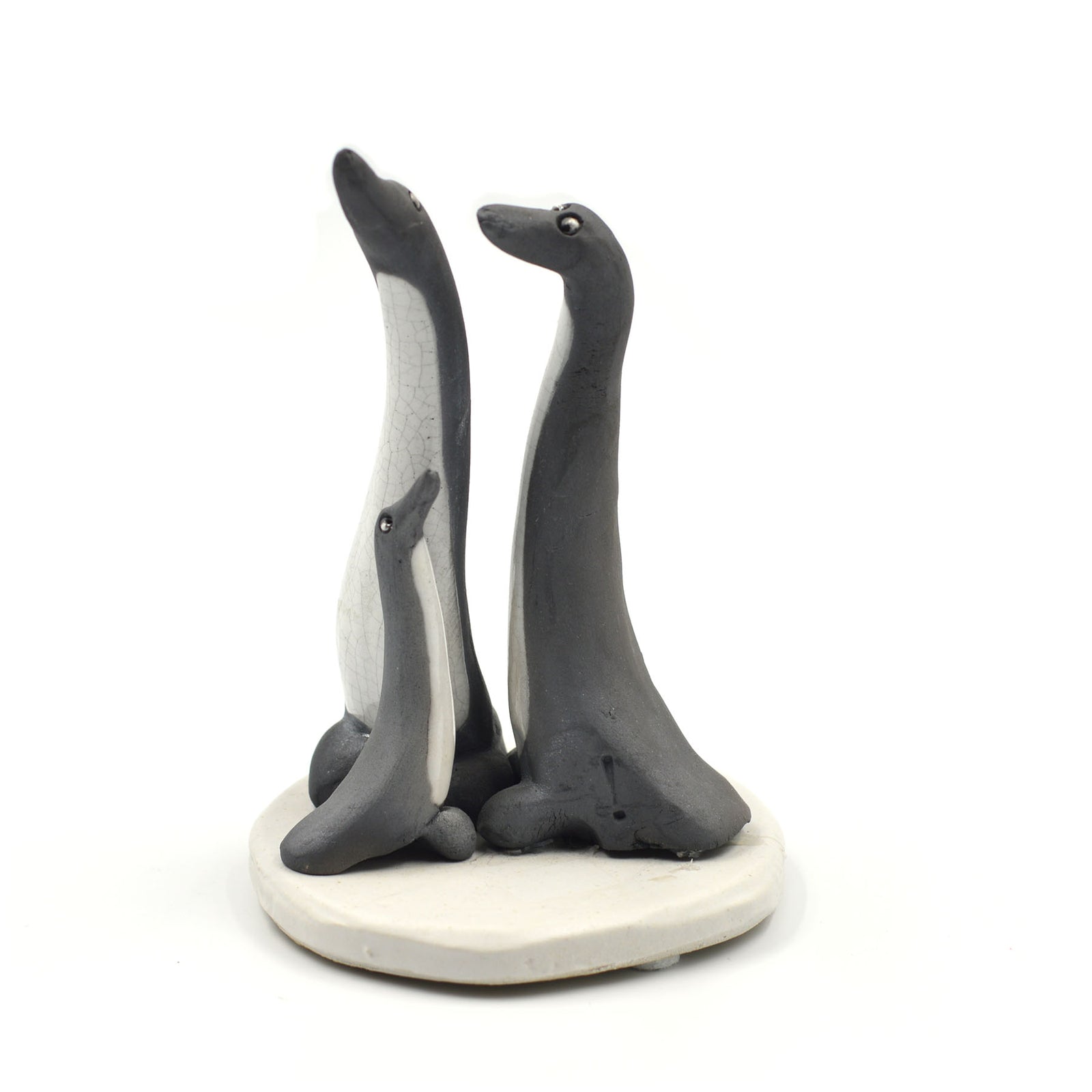 Famille de manchots élégants